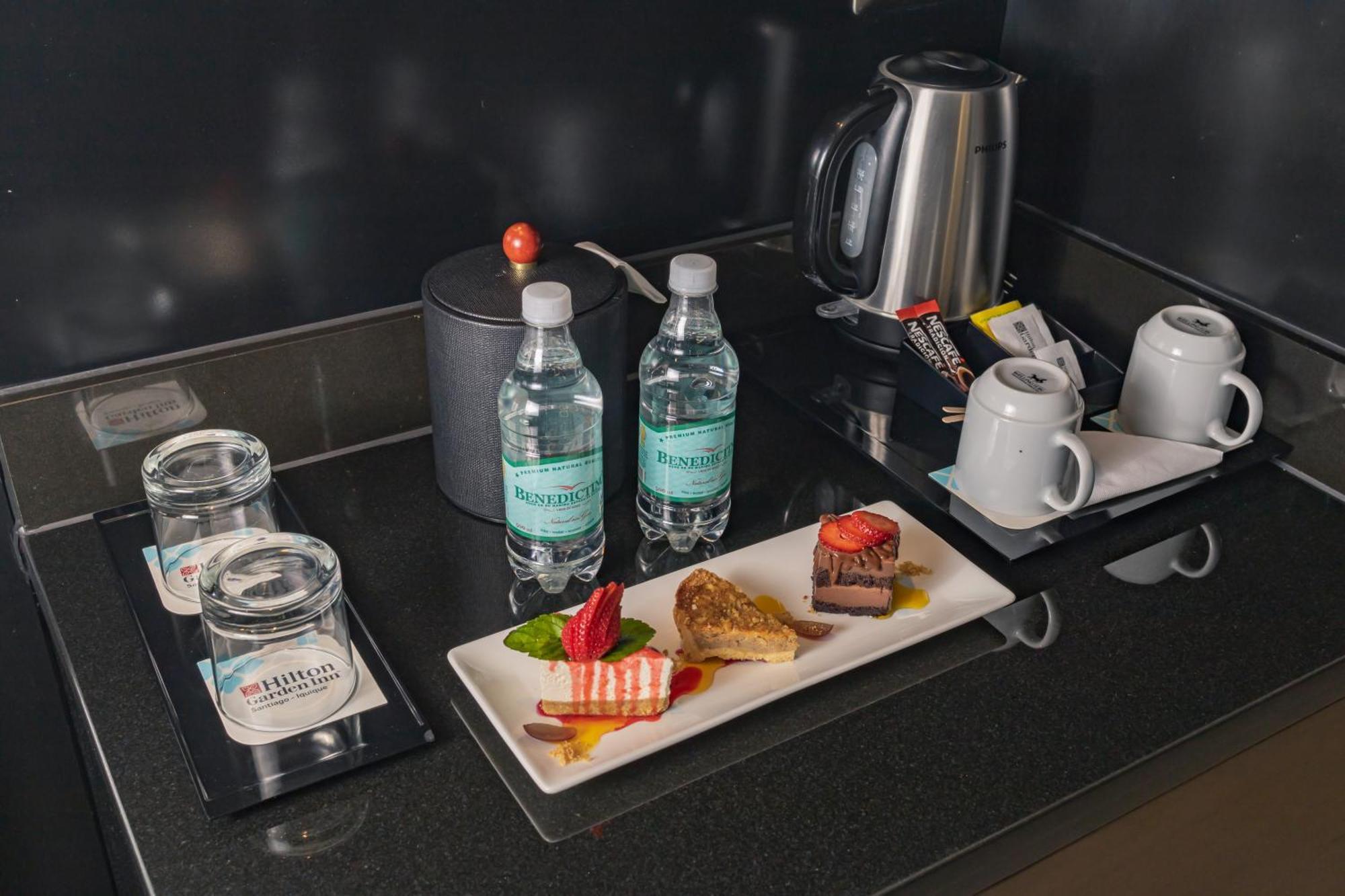 Hilton Garden Inn Ікіке Екстер'єр фото