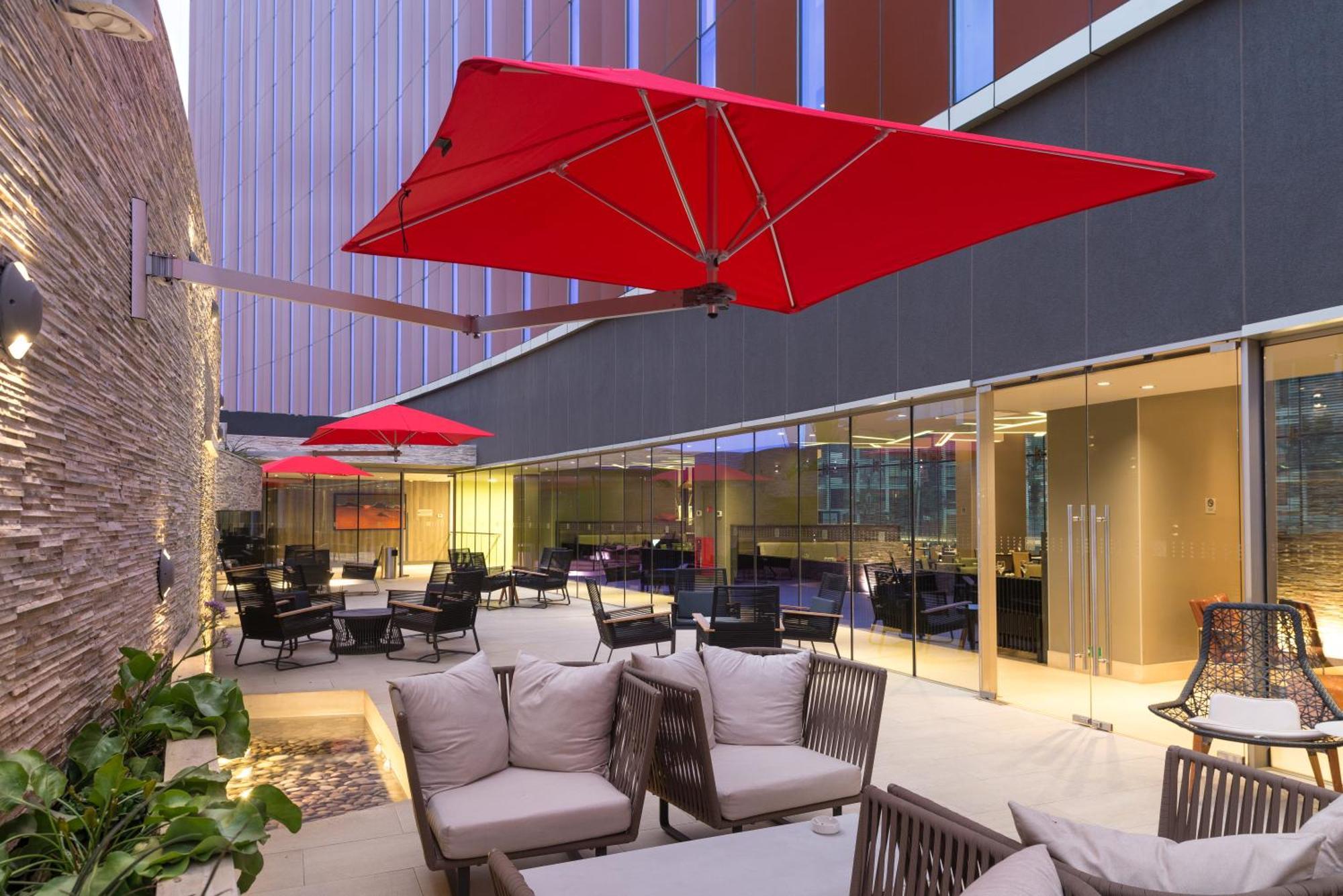 Hilton Garden Inn Ікіке Екстер'єр фото