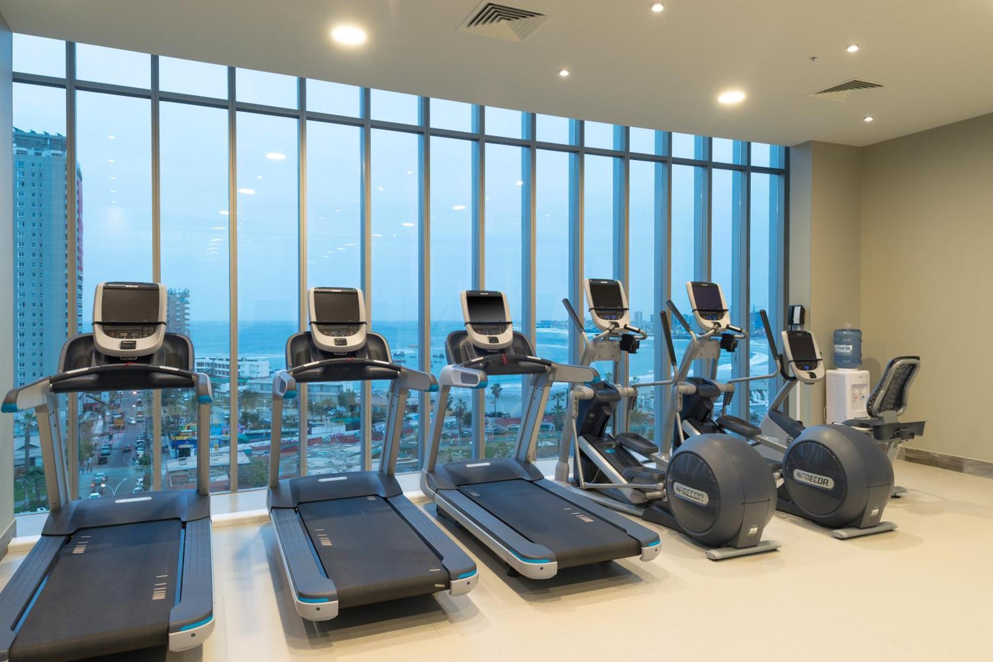 Hilton Garden Inn Ікіке Екстер'єр фото