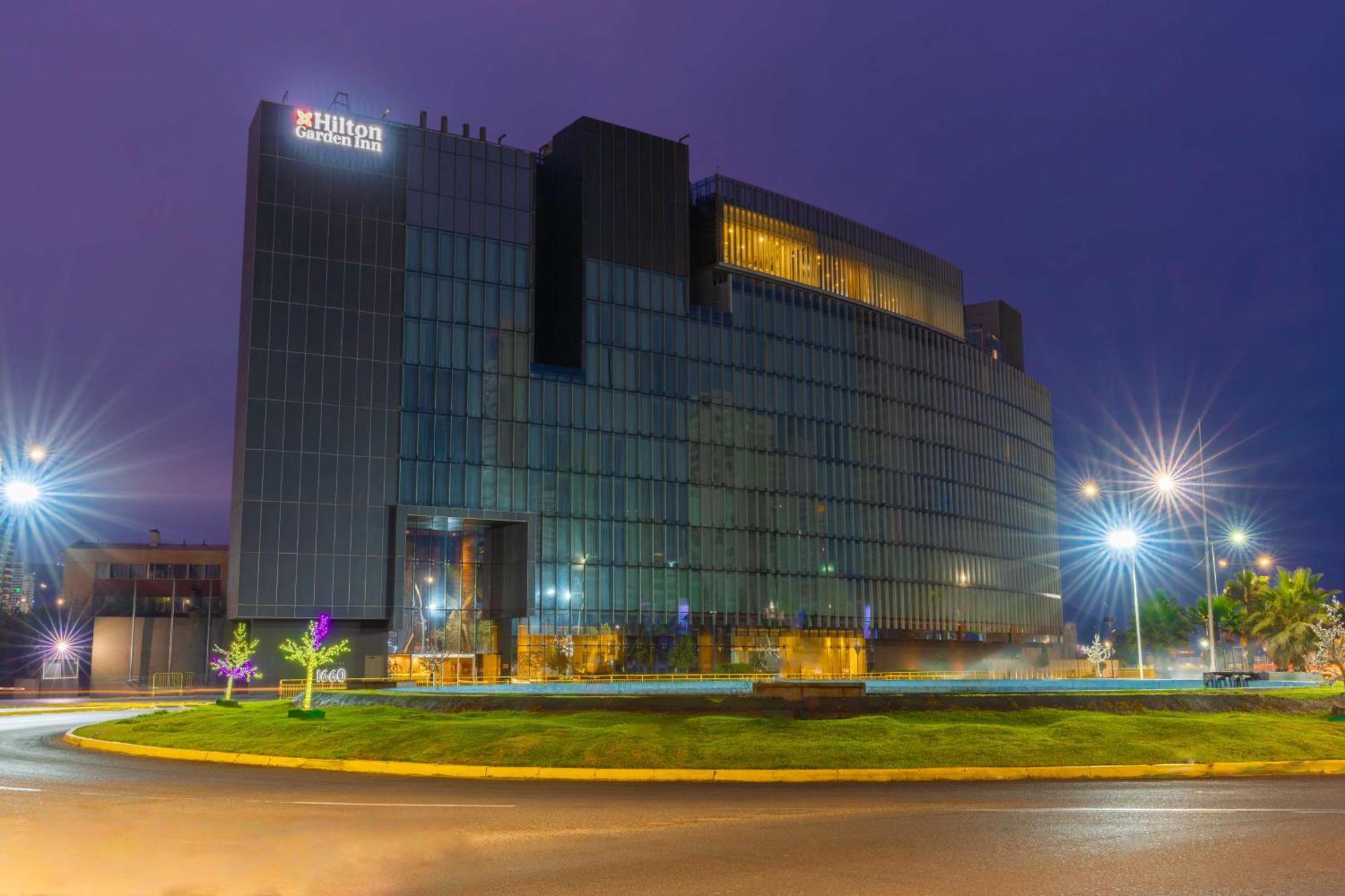 Hilton Garden Inn Ікіке Екстер'єр фото